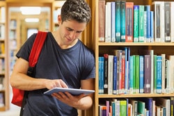 Student conducts research on iPad